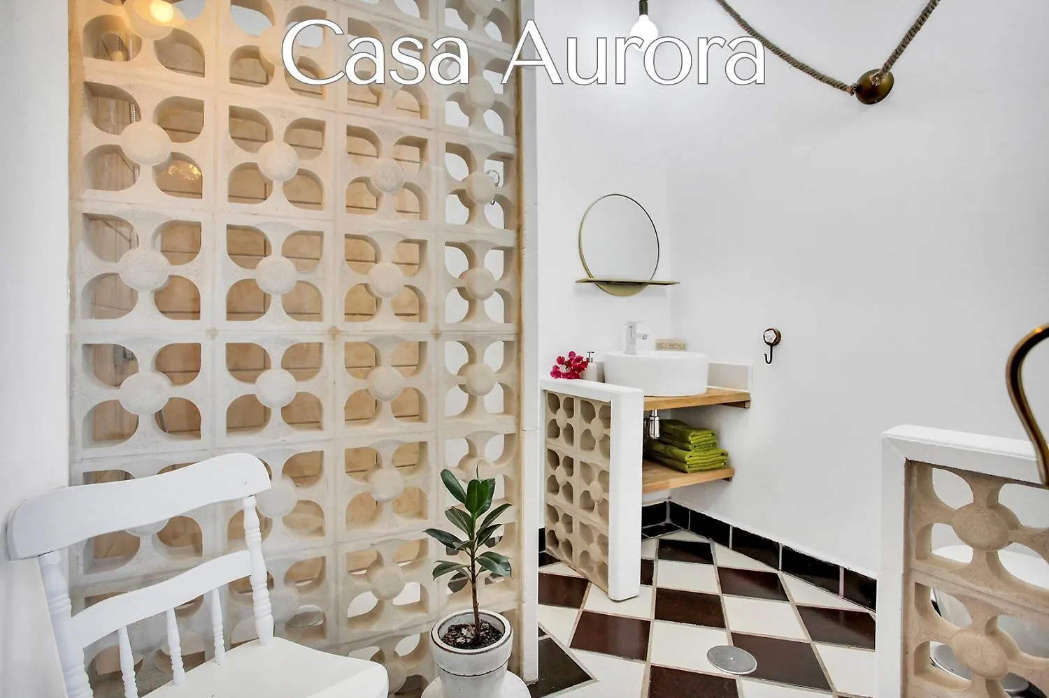 Casa Pilar, Aurora Y Tarabilla En Finca Ecologica Teguitar