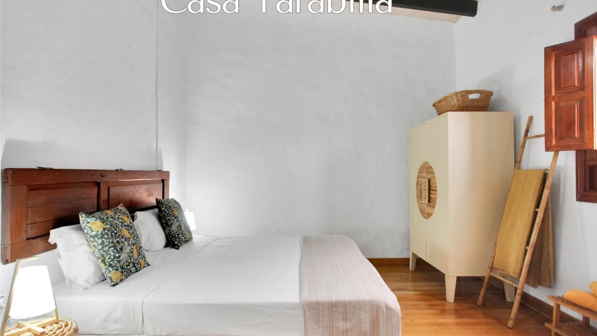 Casa Pilar, Aurora Y Tarabilla En Finca Ecologica Teguitar