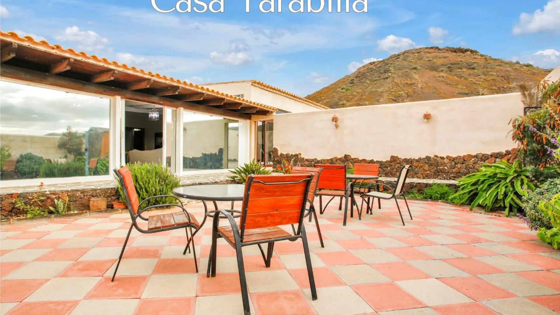 Country house Casa Pilar, Aurora Y Tarabilla En Finca Ecologica Teguitar